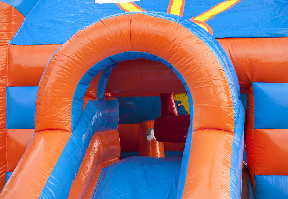 Springkussen Vliegtuig (overdekt)