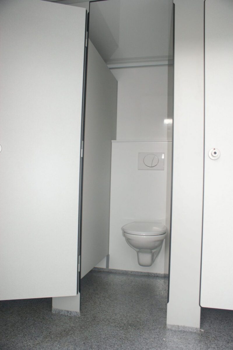 XL Toilet