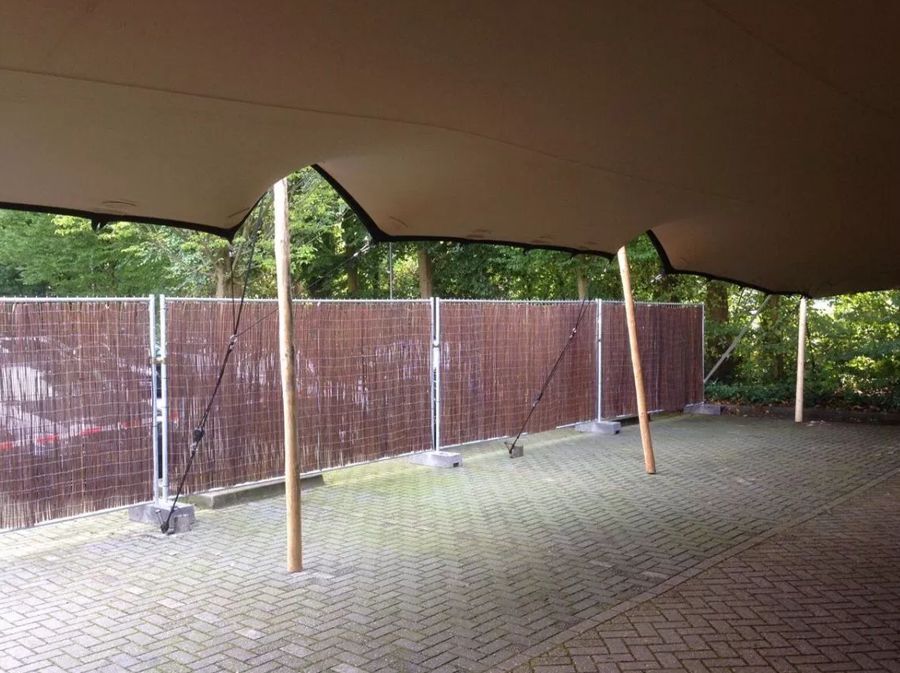 Evenementenhek met wilgentenen