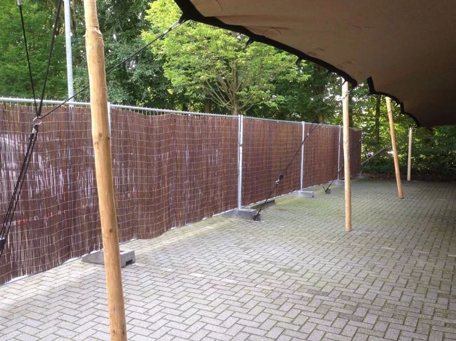 Evenementenhek met wilgentenen